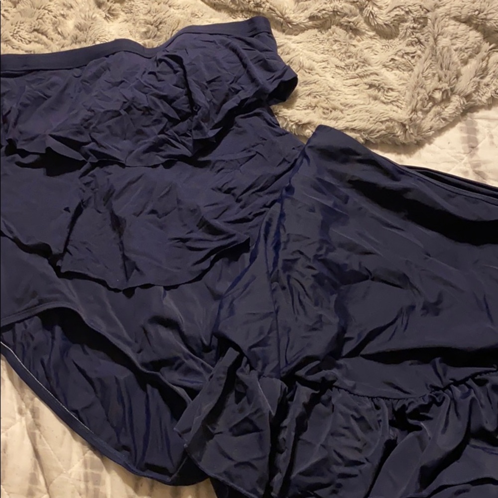 One piece ruffle front swim suit w/coverup